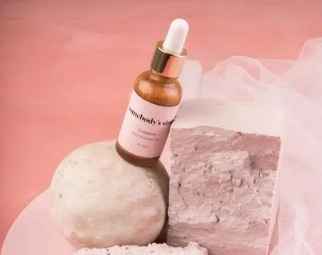 Somebody's Sister - Lumière Face Illuminating Oil